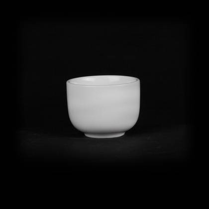 Стопка для саке 60мл Chan Wave (Classic) Ivory LQ-QK15051 фк011 Стопка для саке 60мл Chan Wave (Classic) Ivory LQ-QK15051 фк011