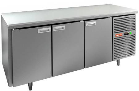 Стол холодильный Hicold SN111/TN О   3 двери островной, без борта